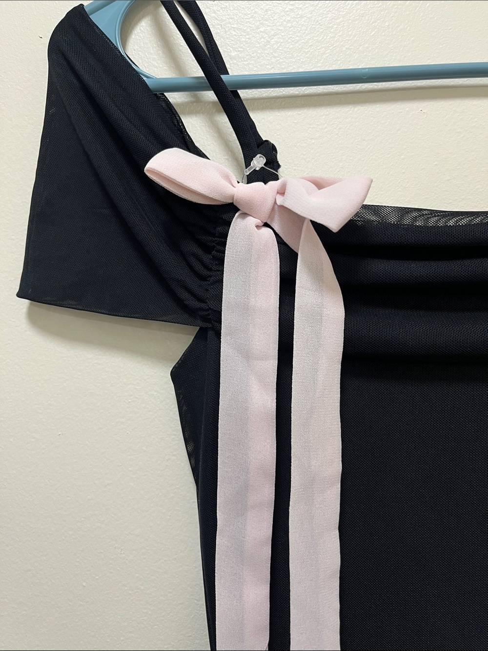 Wild fable Black Off-Shoulder Maxi Dress with Pink Bow Straps Size XS - Picture 3 of 16